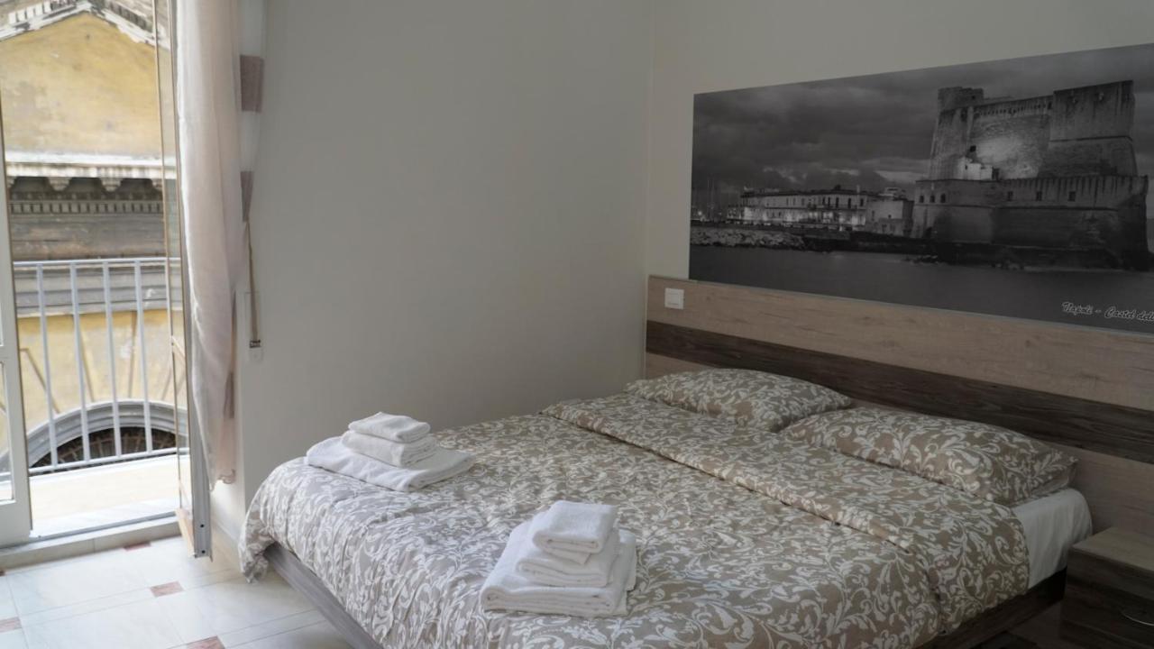 Donna Vicenza Bed & Breakfast Naples Exterior photo